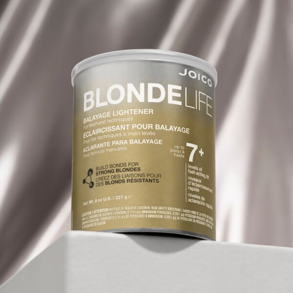 Blonde Life Bayalage Lightener -zesvětlova na techniky volné ruky life style photo